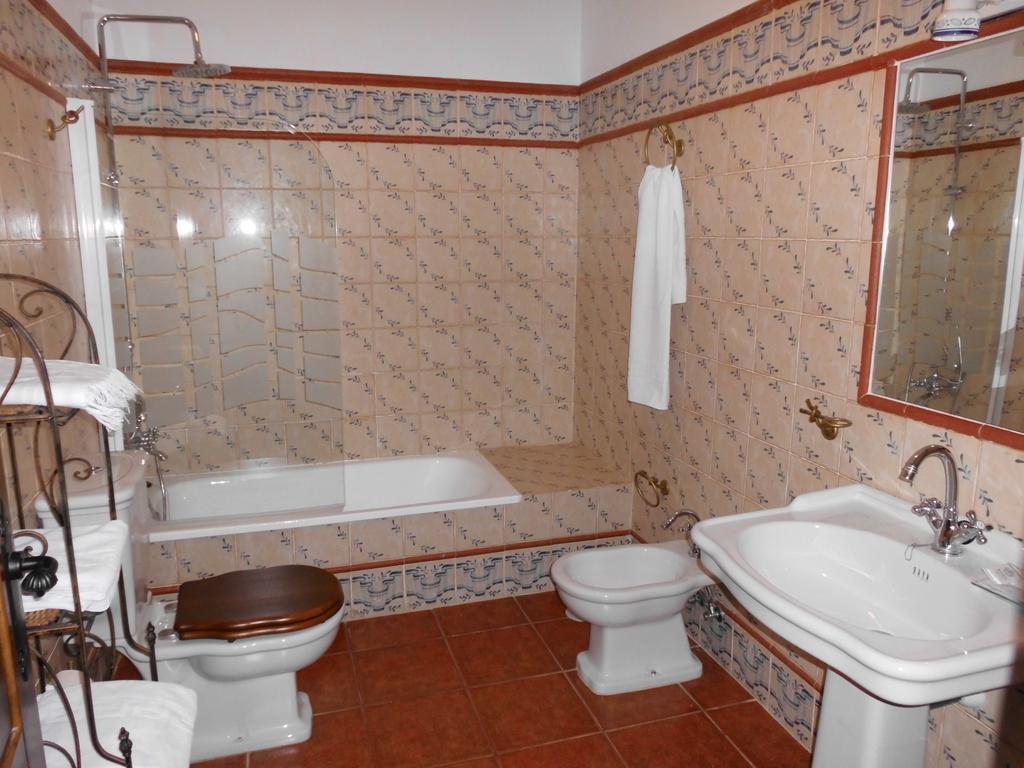 Apartamentos Trinidad Alange Room photo